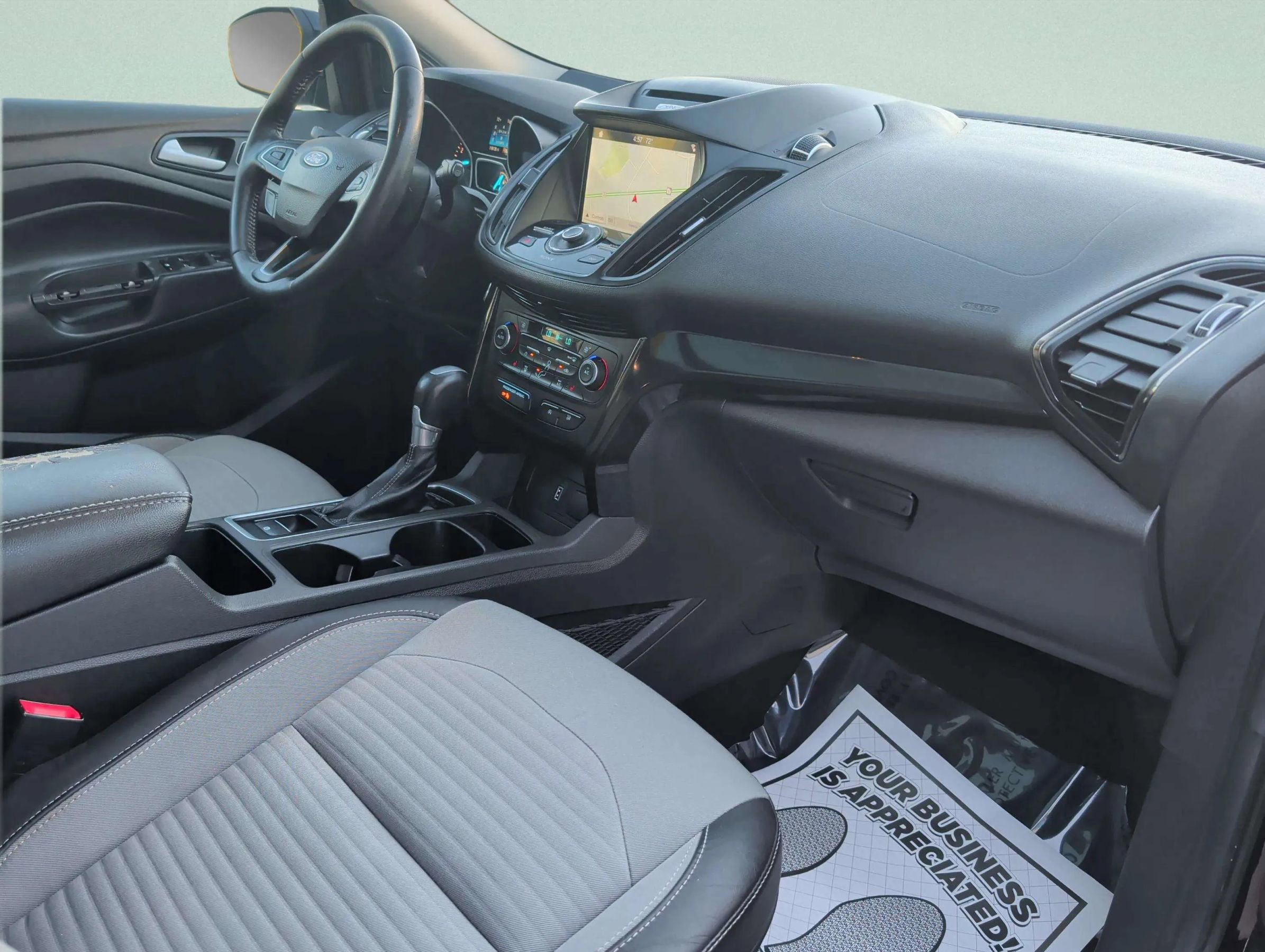 Used 2017 Ford Escape Titanium image 35