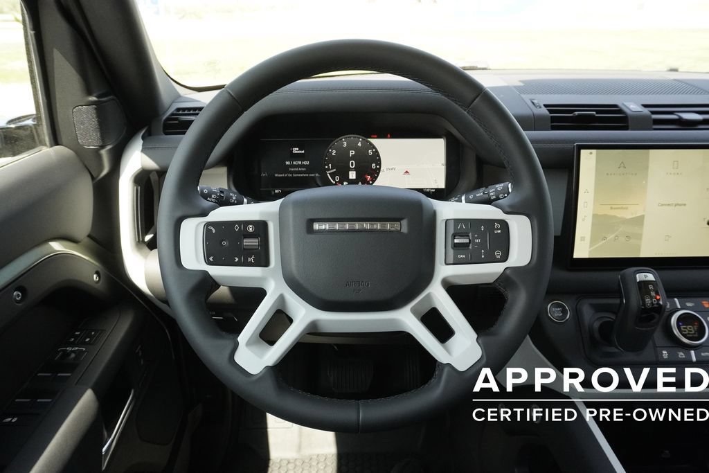 Used 2025 Land Rover Defender 110 S AWD/4WD image 10