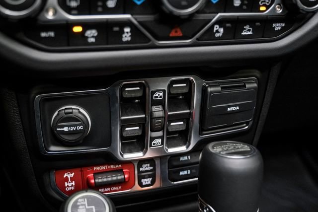 Used 2025 Jeep Wrangler Unlimited Rubicon 392 image 71