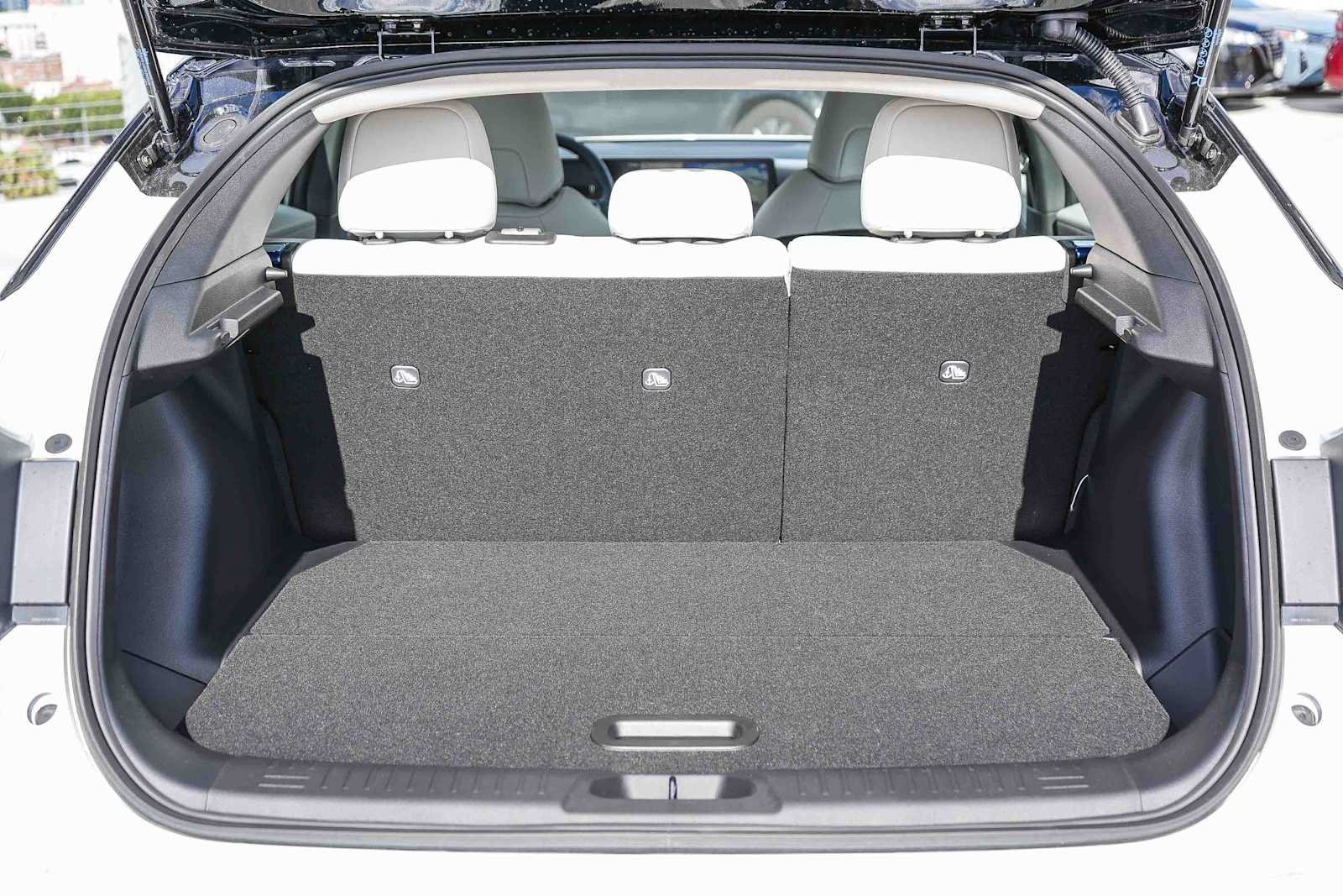 New 2026 Nissan Leaf SV+ w/ Floor Mat Package (SV+) FWD image 12