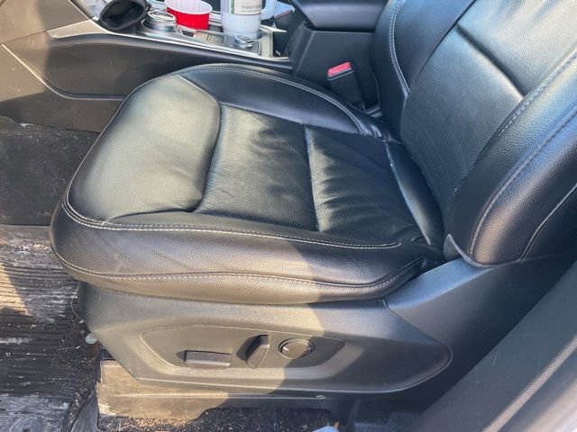 Used 2022 Ford Explorer Limited image 6