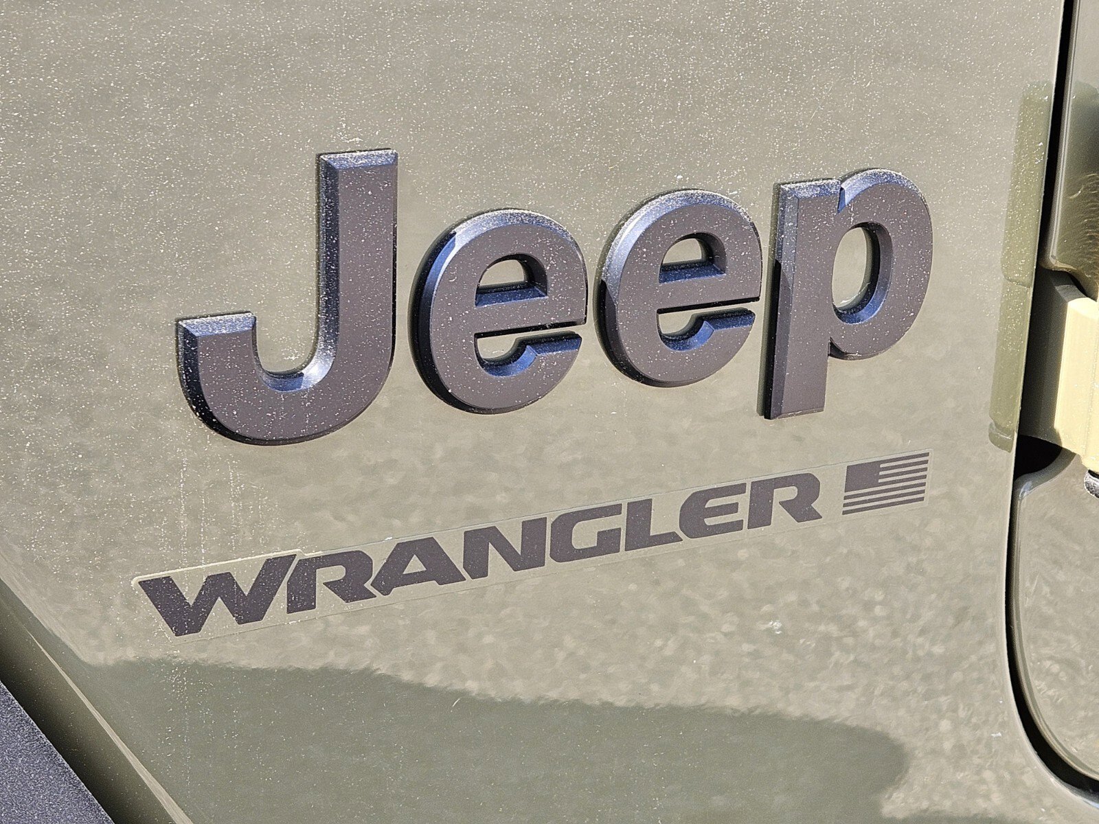 Used 2025 Jeep Wrangler Willys AWD/4WD image 16