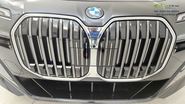 Used 2026 BMW 740i xDrive AWD/4WD image 23