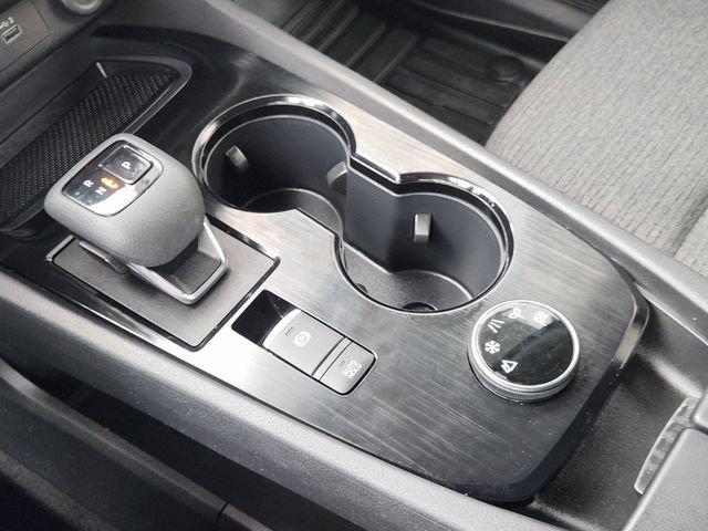 Used 2023 Nissan Rogue SV AWD/4WD image 17