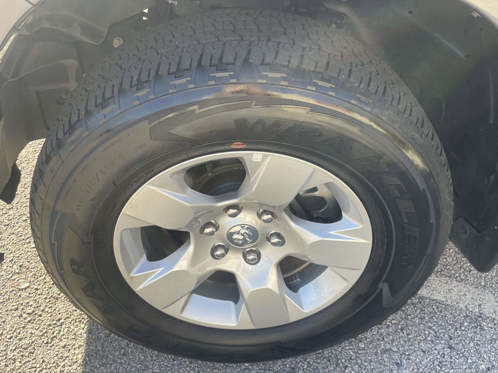 Used 2024 RAM 1500 Big Horn image 28