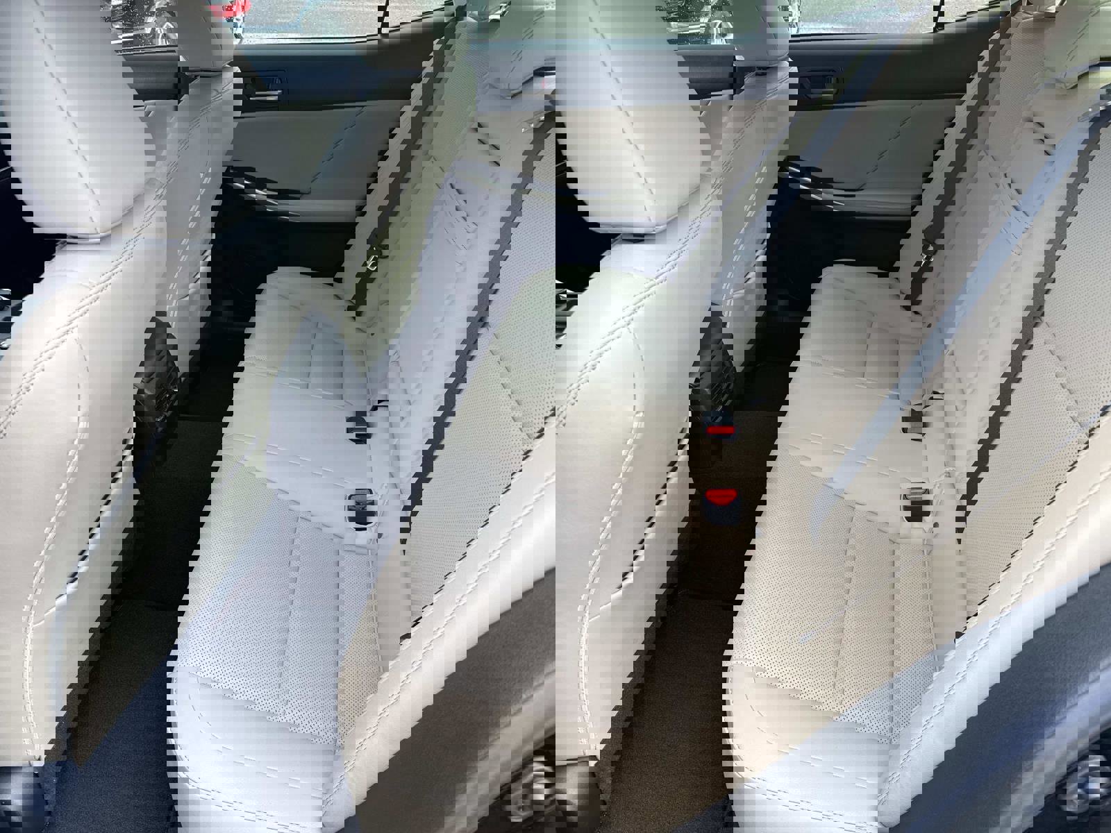 Used 2020 Lexus IS 300 image 7