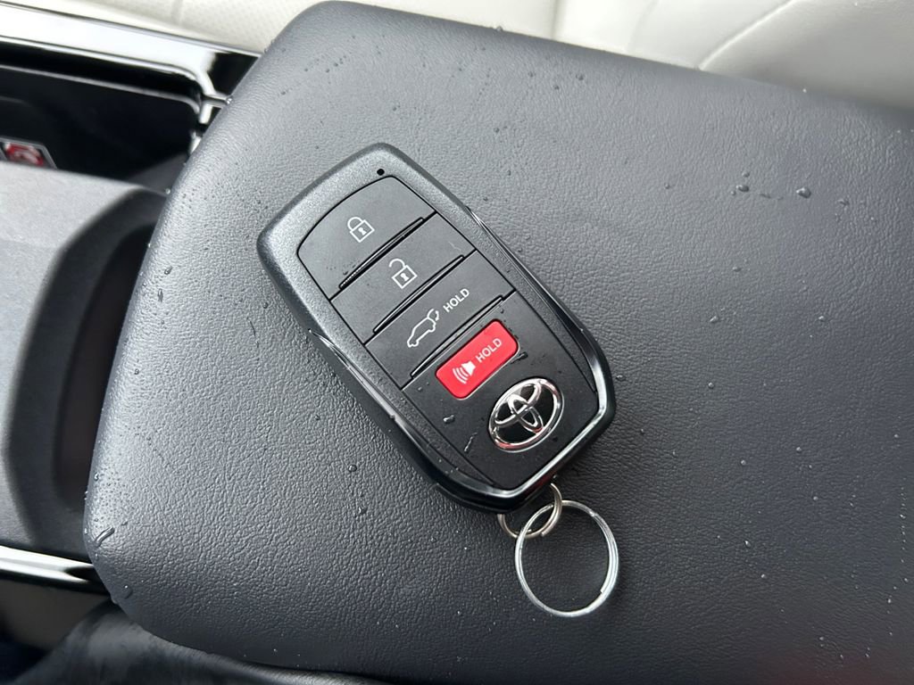 New 2026 Toyota Prius Limited image 33