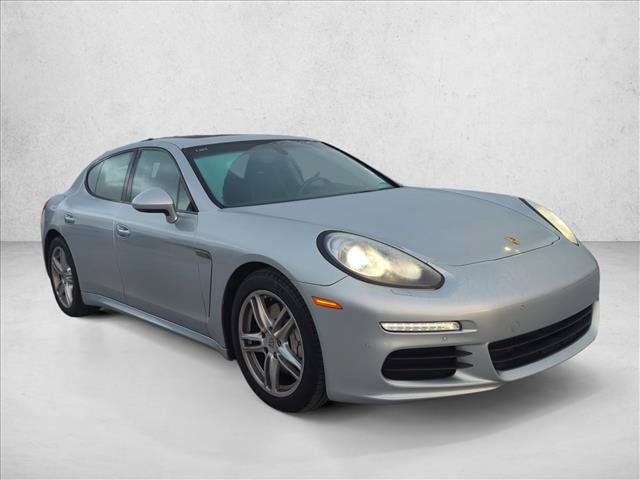 Used 2015 Porsche Panamera image 3