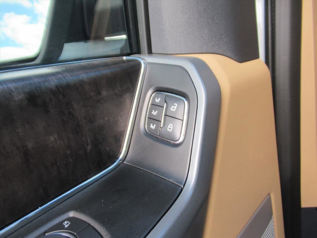 Used 2021 Ford F150 Lariat image 31