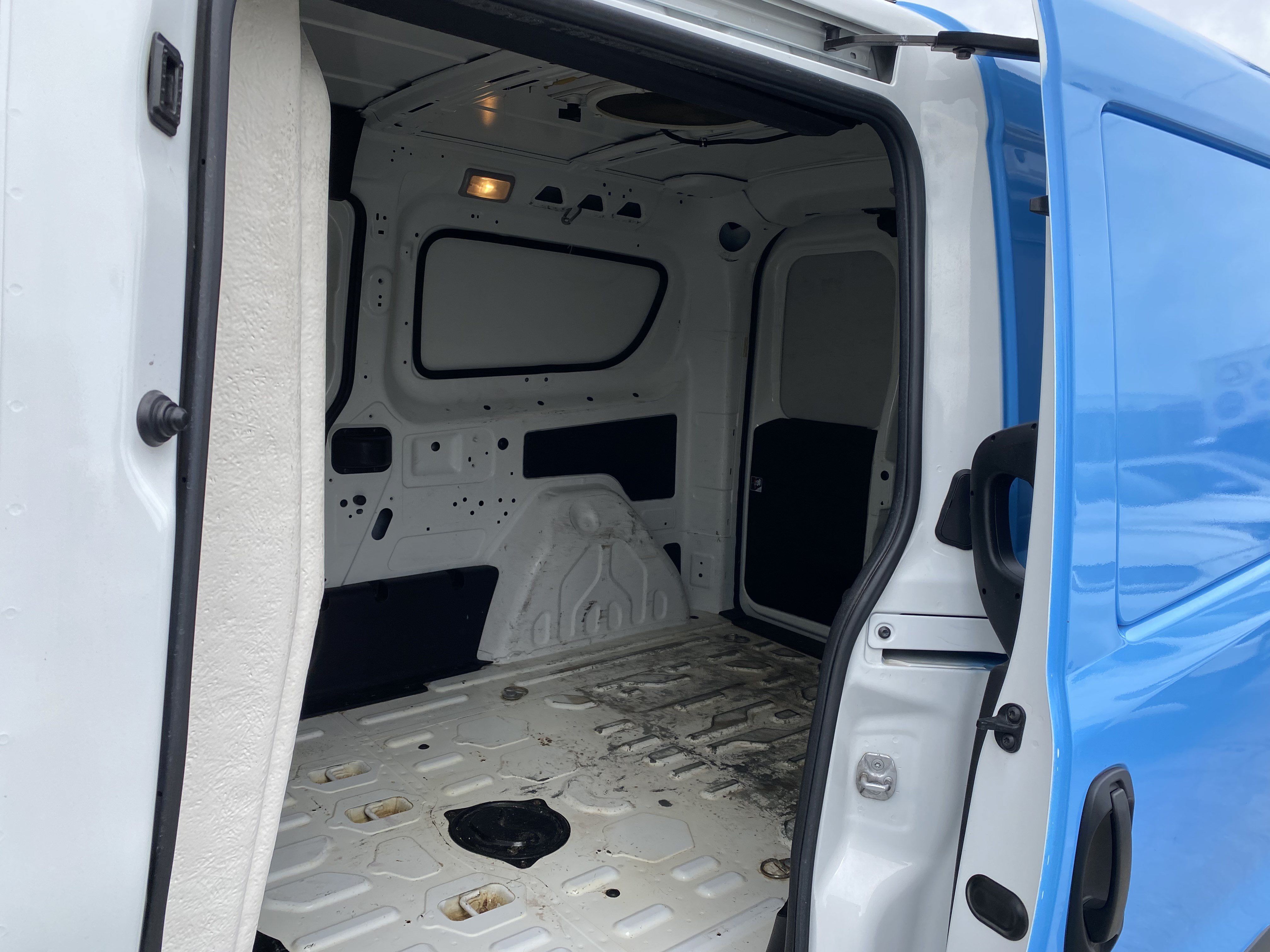 Used 2022 RAM ProMaster City Tradesman FWD image 16