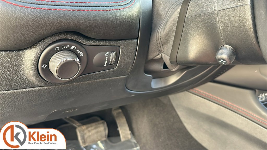 Used 2024 Dodge Durango GT image 16