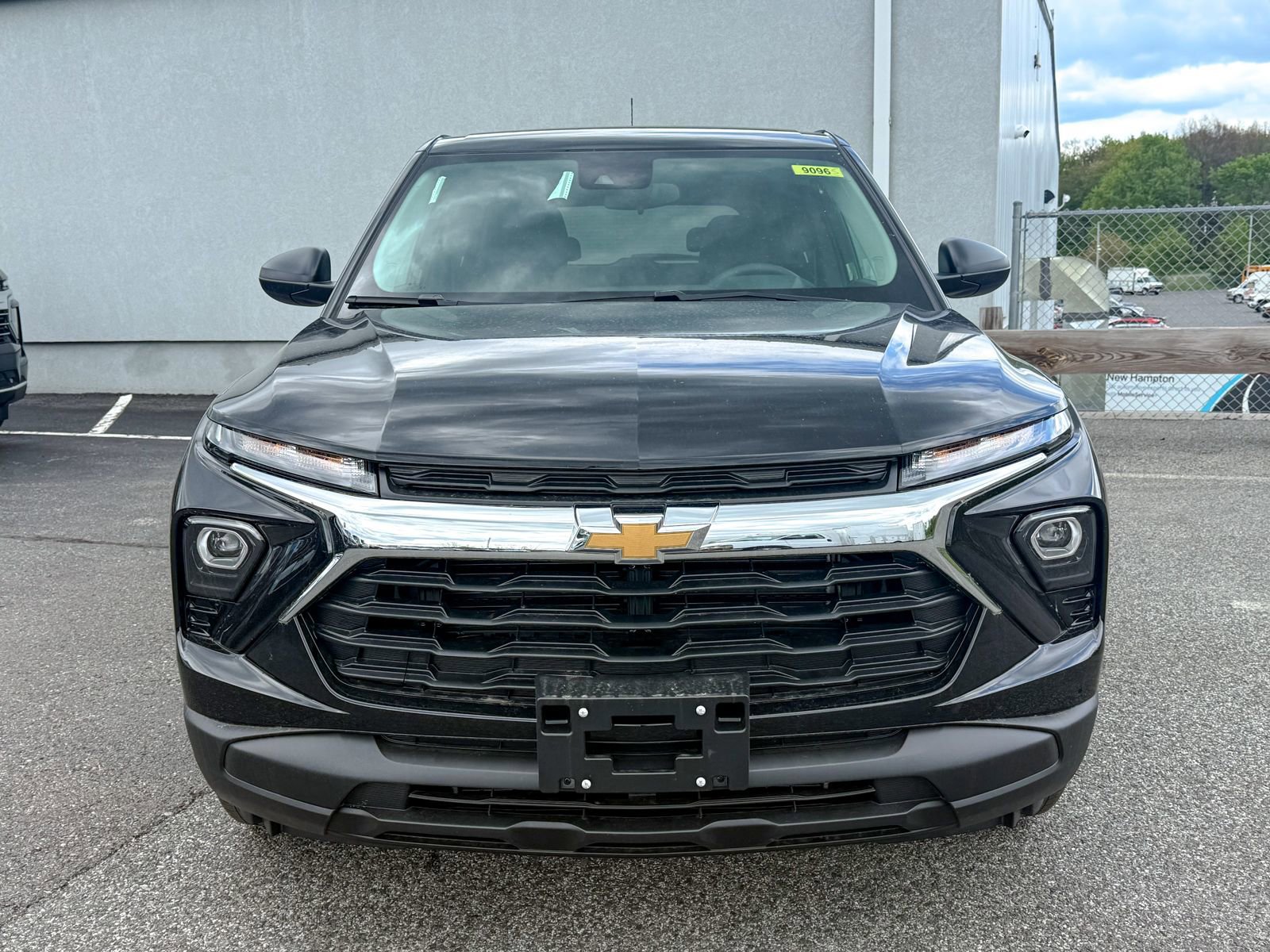 New 2026 Chevrolet TrailBlazer LS w/ LS Convenience Package AWD/4WD image 2