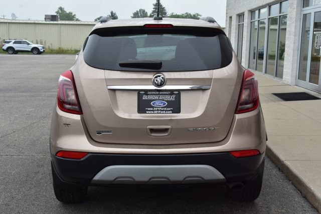 Used 2018 Buick Encore Sport Touring w/ Safety Package FWD image 9