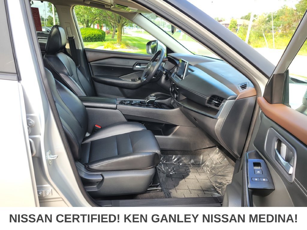 Certified 2023 Nissan Rogue SV w/ SV Premium B Package AWD/4WD image 52
