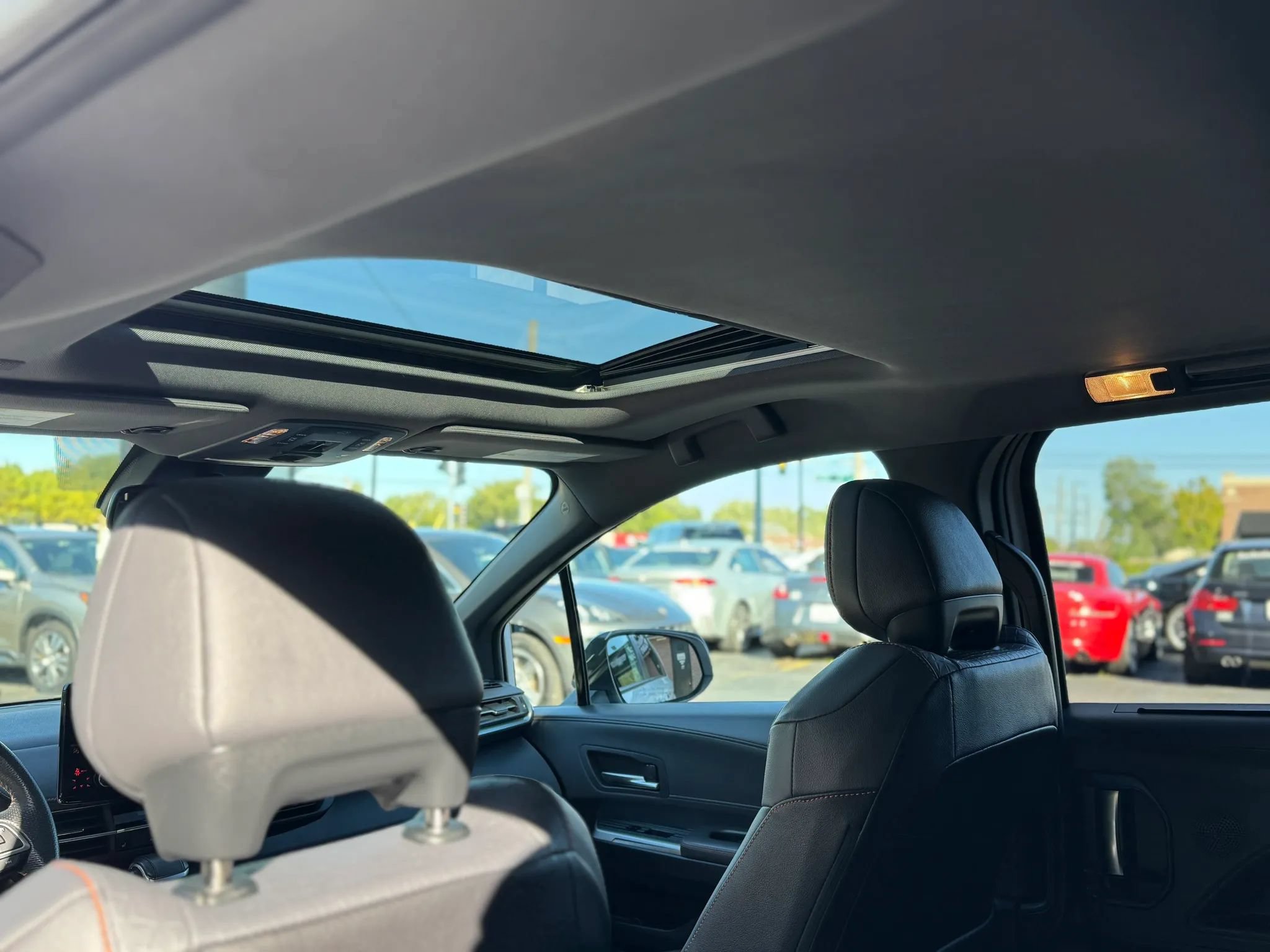 Used 2021 Toyota Sienna XSE AWD/4WD image 20