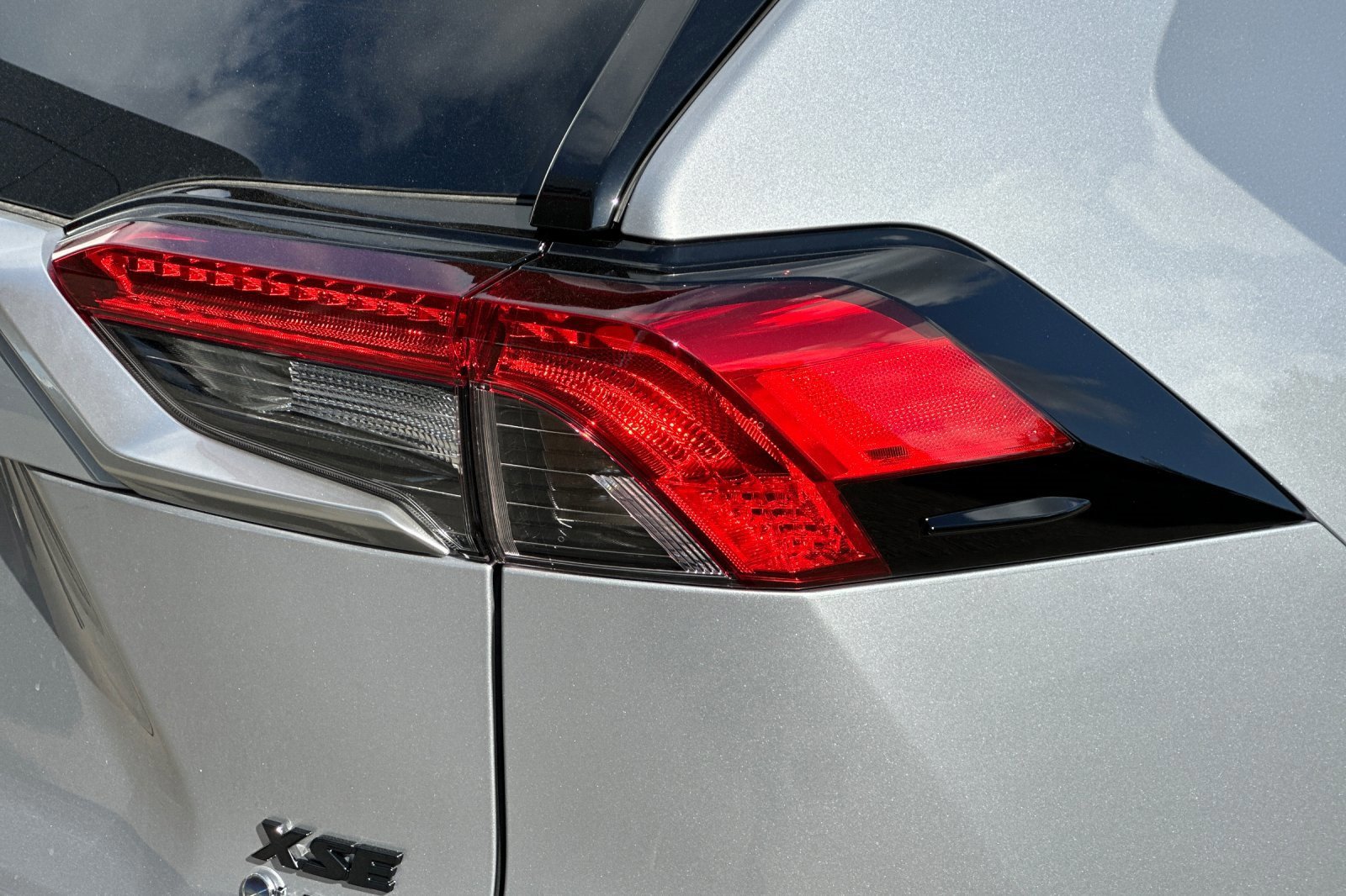 New 2025 Toyota RAV4 XSE image 32