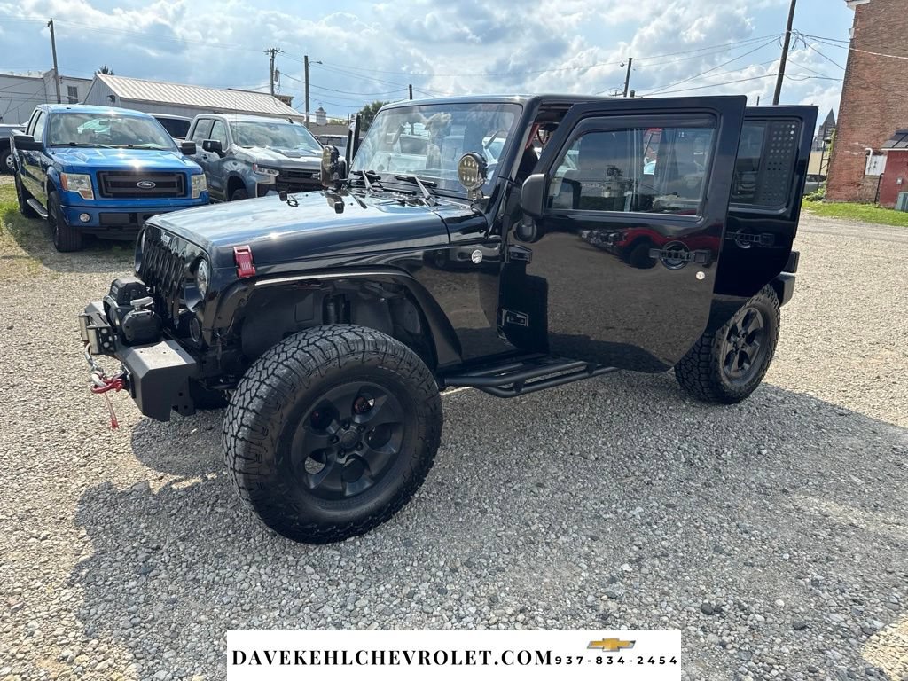 Used 2015 Jeep Wrangler Unlimited Sahara AWD/4WD image 24
