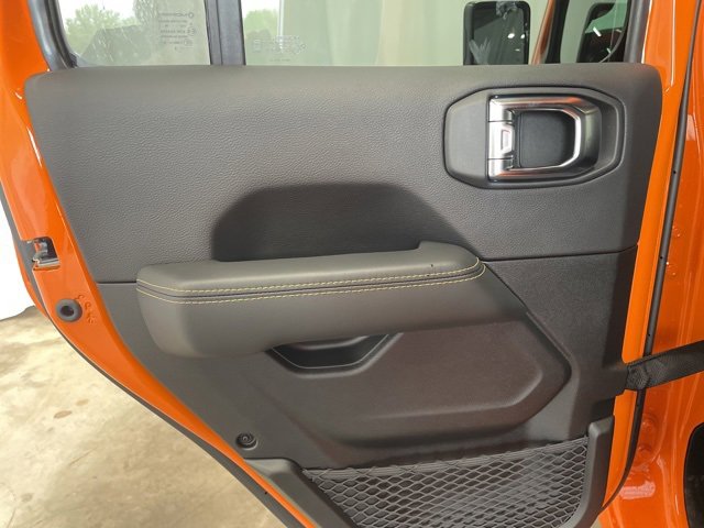 New 2025 Jeep Wrangler Sahara w/ Technology Group image 29