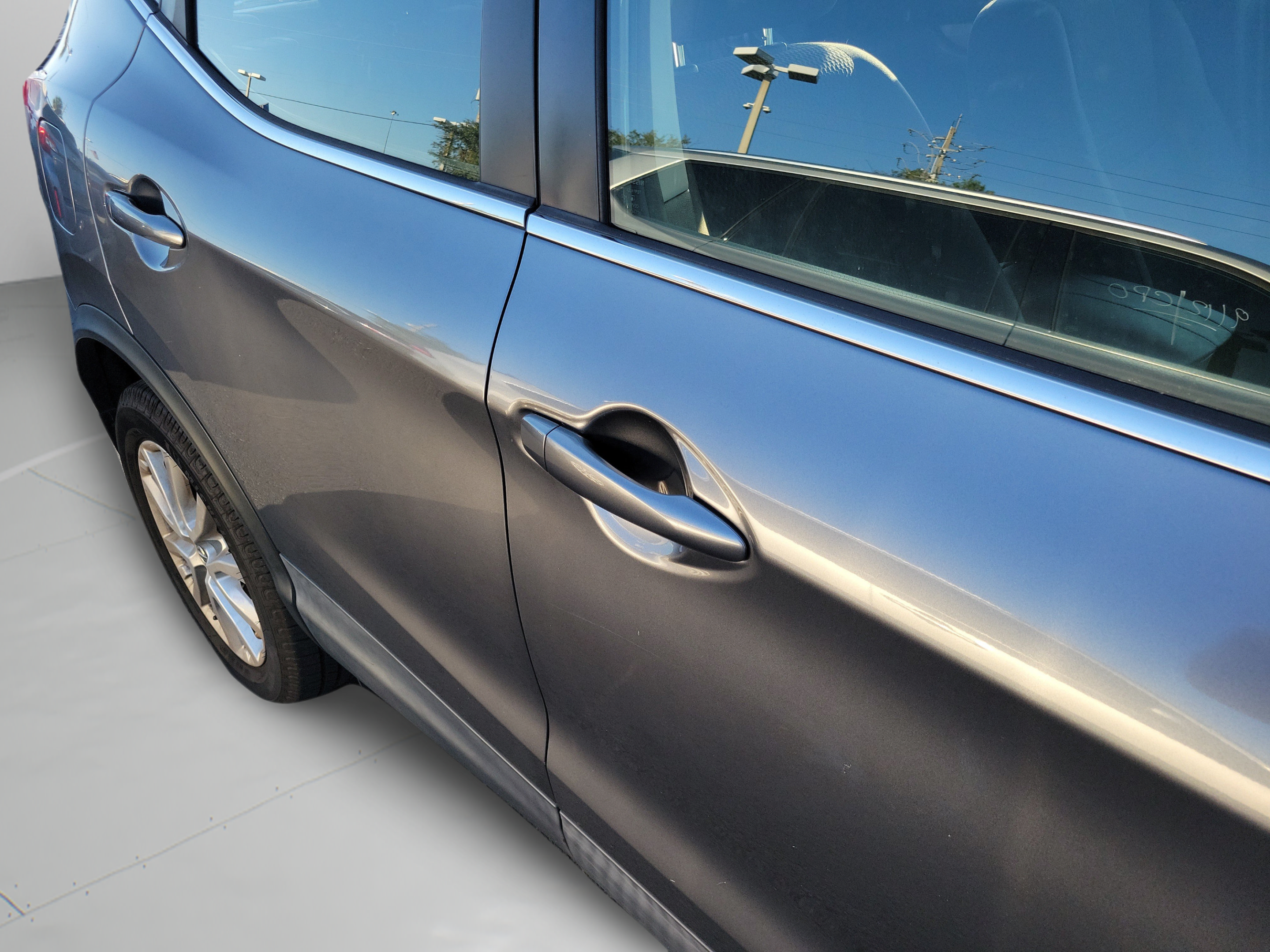 Used 2020 Nissan Rogue Sport S w/ Appearance Package FWD image 19