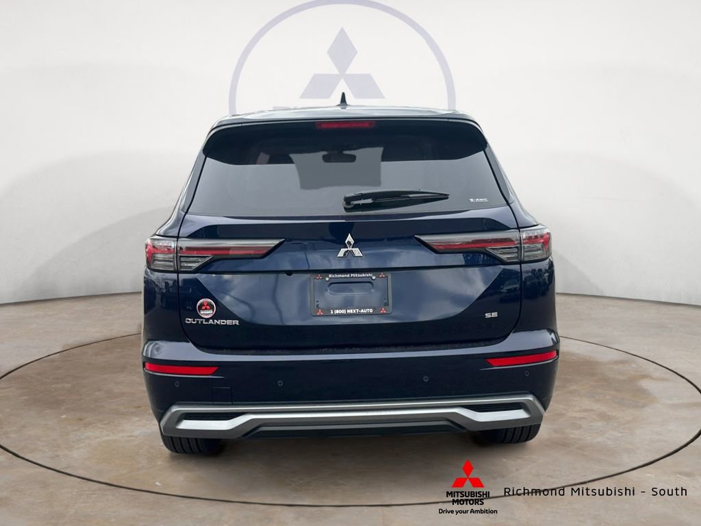 New 2026 Mitsubishi Outlander SE FWD image 4