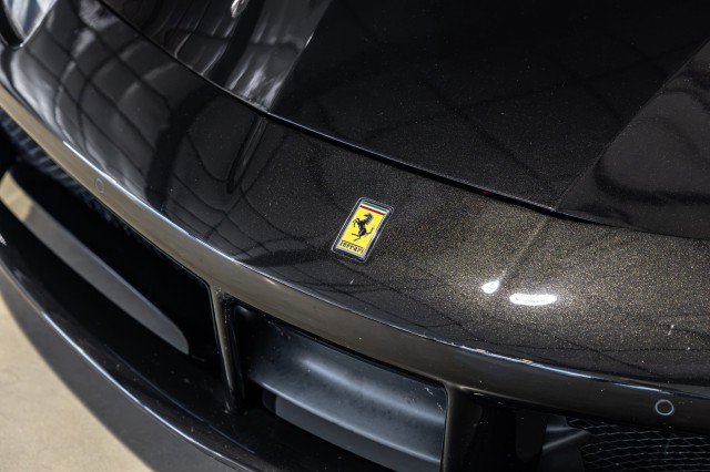 Used 2019 Ferrari 488 GTB RWD image 11