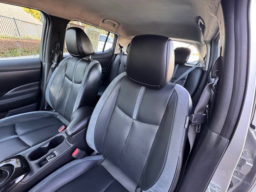 Certified 2018 Nissan Leaf SL w/ SL Technology Package FWD image 12