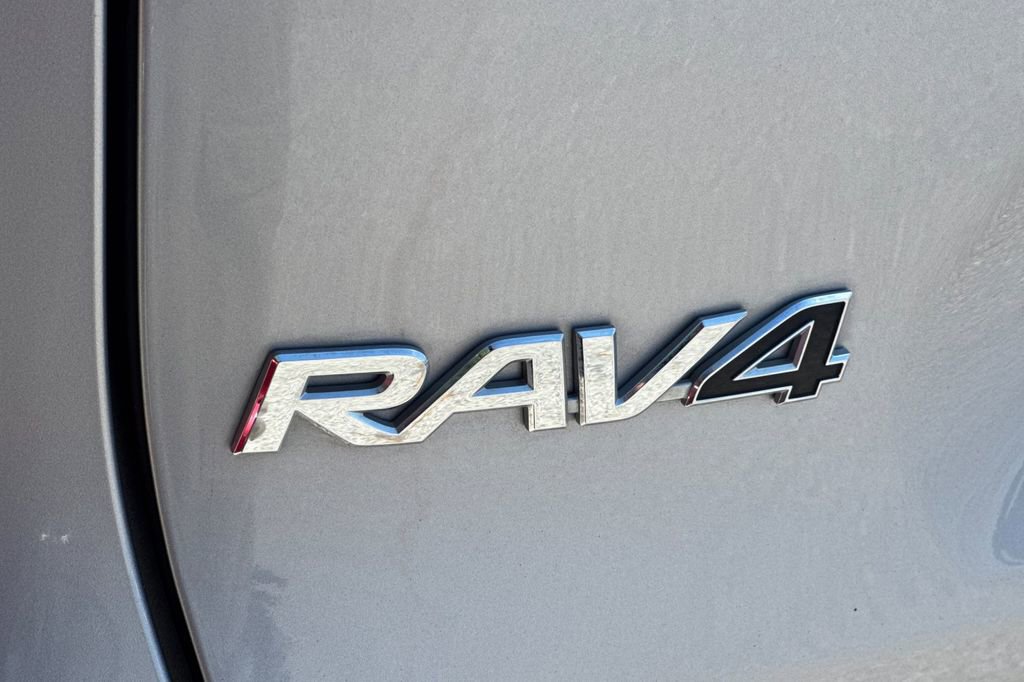 Certified 2022 Toyota RAV4 XLE w/ Convenience Package image 27