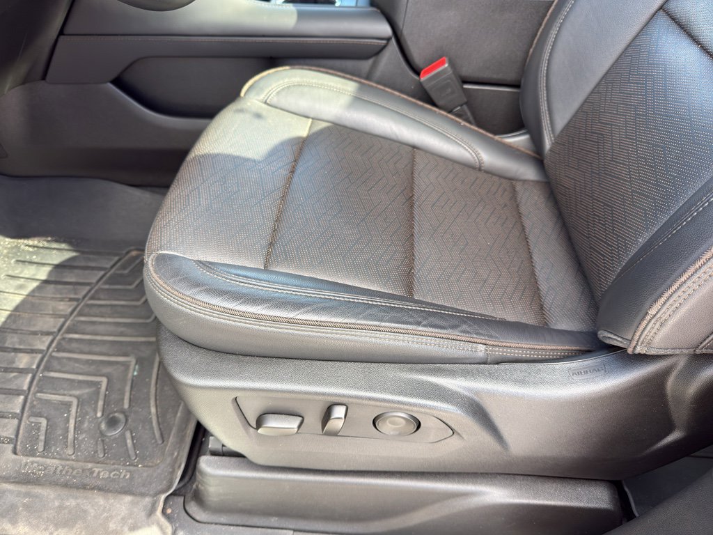 Used 2024 Chevrolet Tahoe High Country image 15