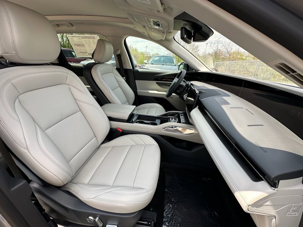 New 2026 Lincoln Nautilus Premier w/ Equipment Group 102A AWD/4WD image 23