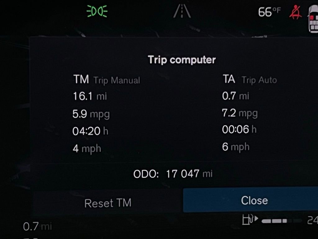 Used 2024 Volvo XC90 B5 Plus image 18