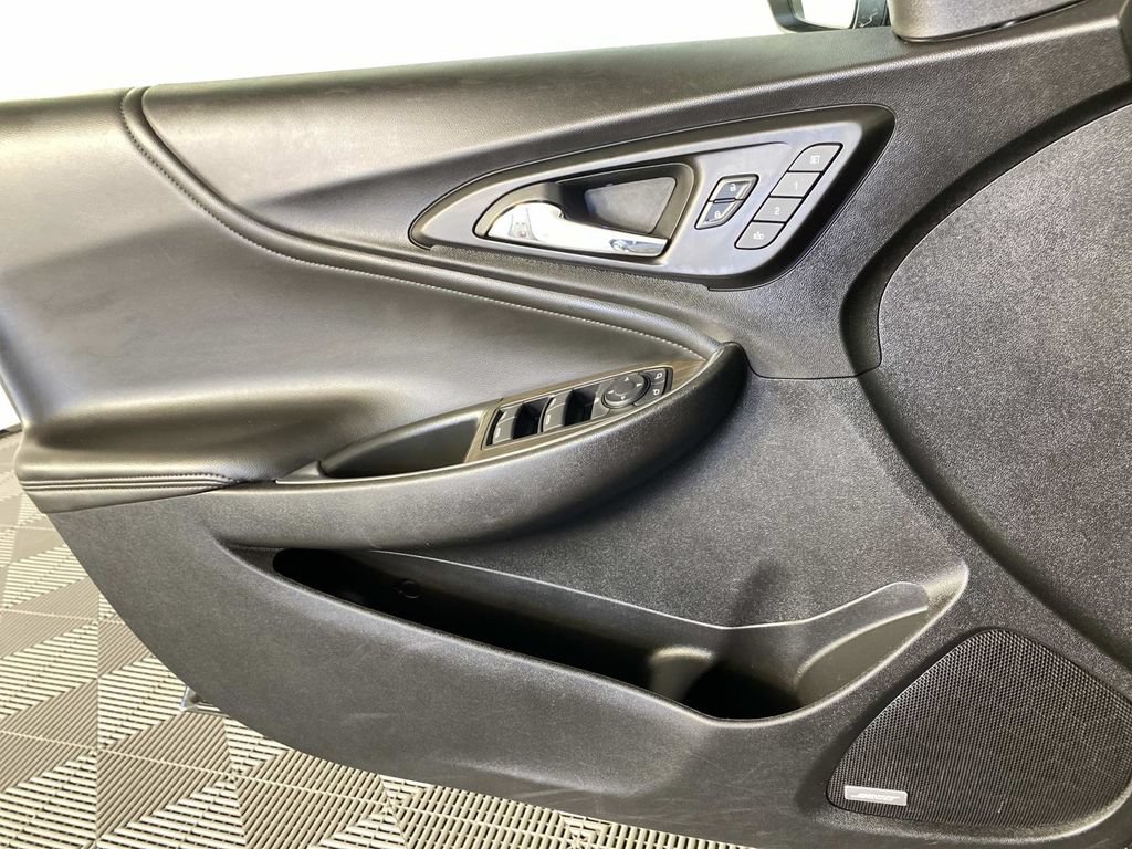 Used 2024 Chevrolet Malibu LT FWD image 25