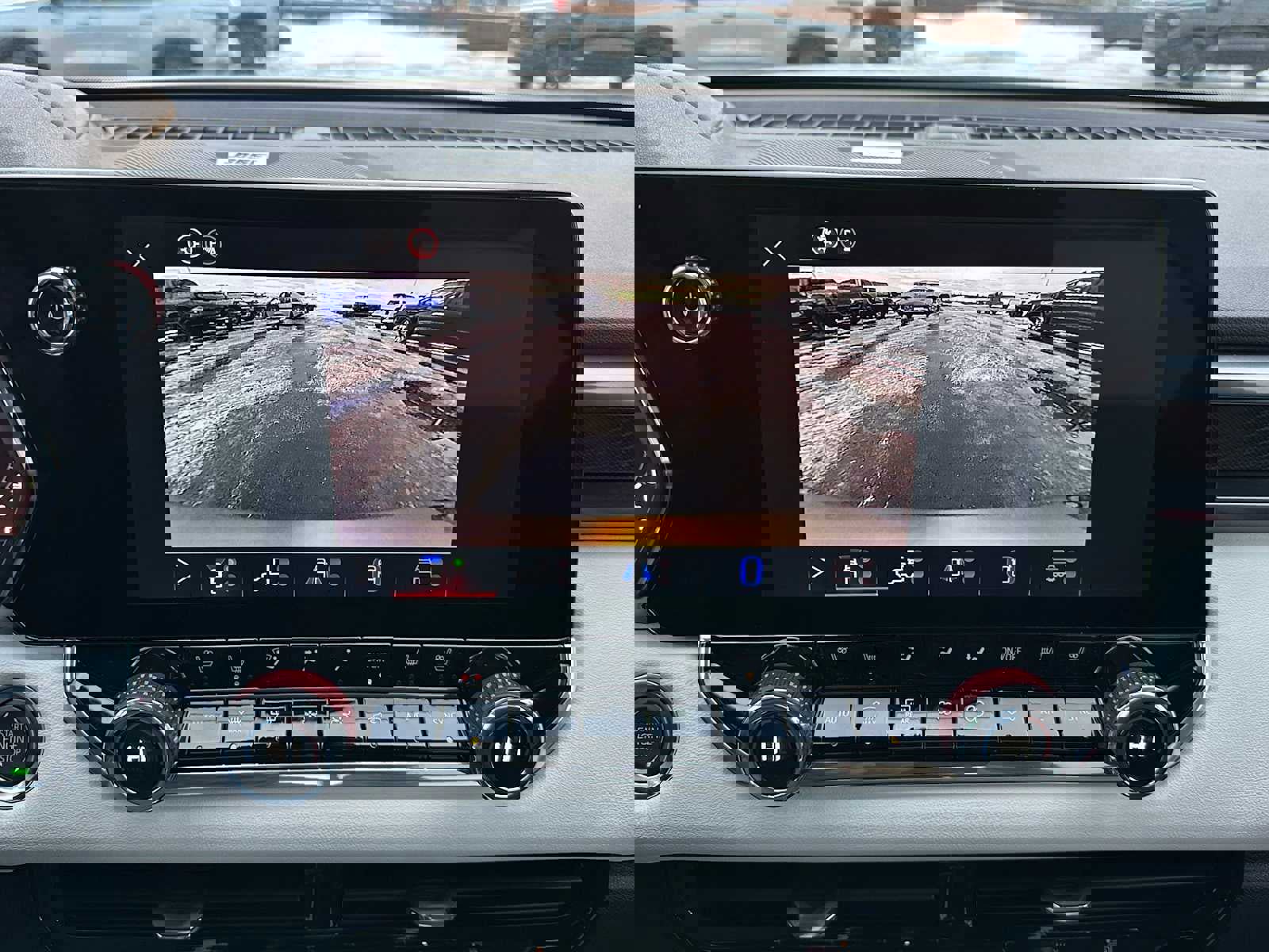 New 2026 GMC Canyon AT4X image 31