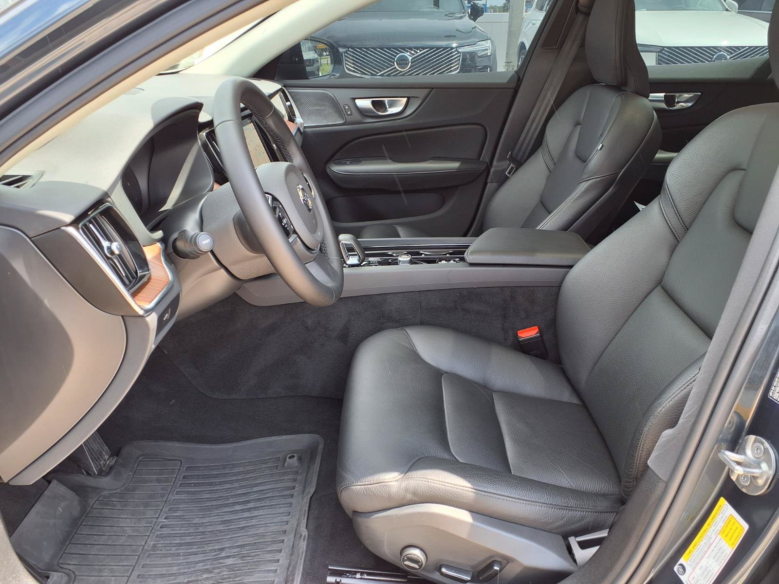 Certified 2025 Volvo S60 B5 Plus FWD image 22