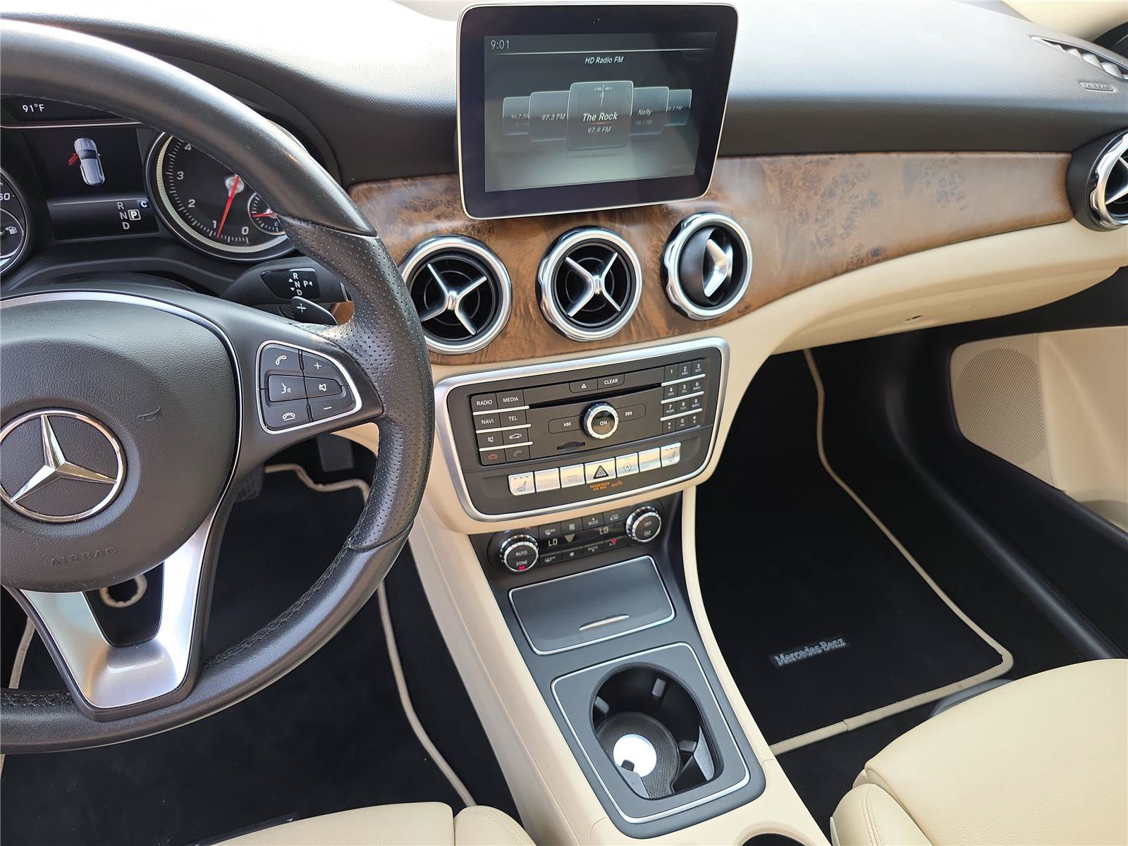 Used 2018 Mercedes-Benz GLA 250 image 28