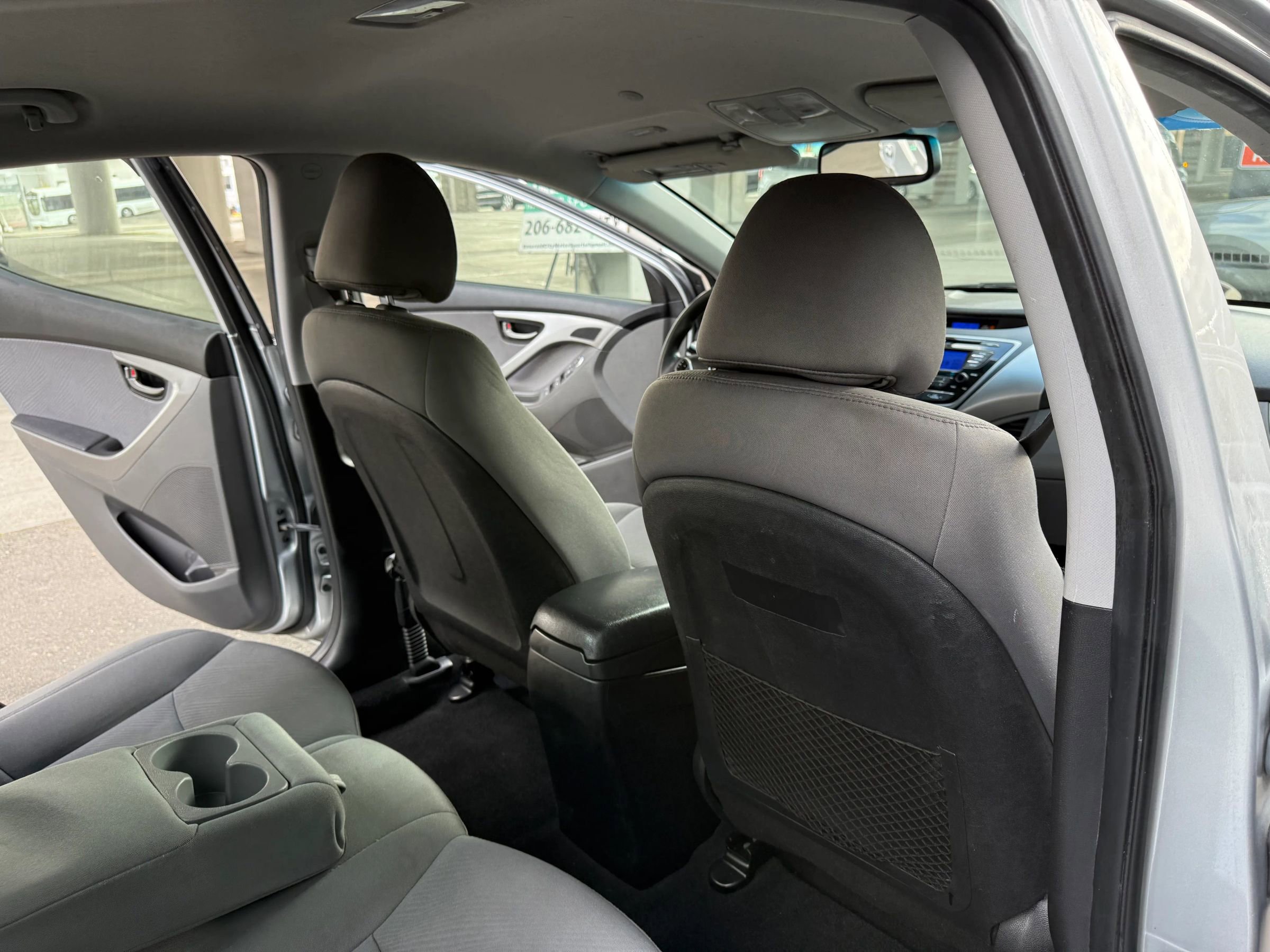 Used 2013 Hyundai Elantra GLS w/ Preferred Pkg FWD image 18