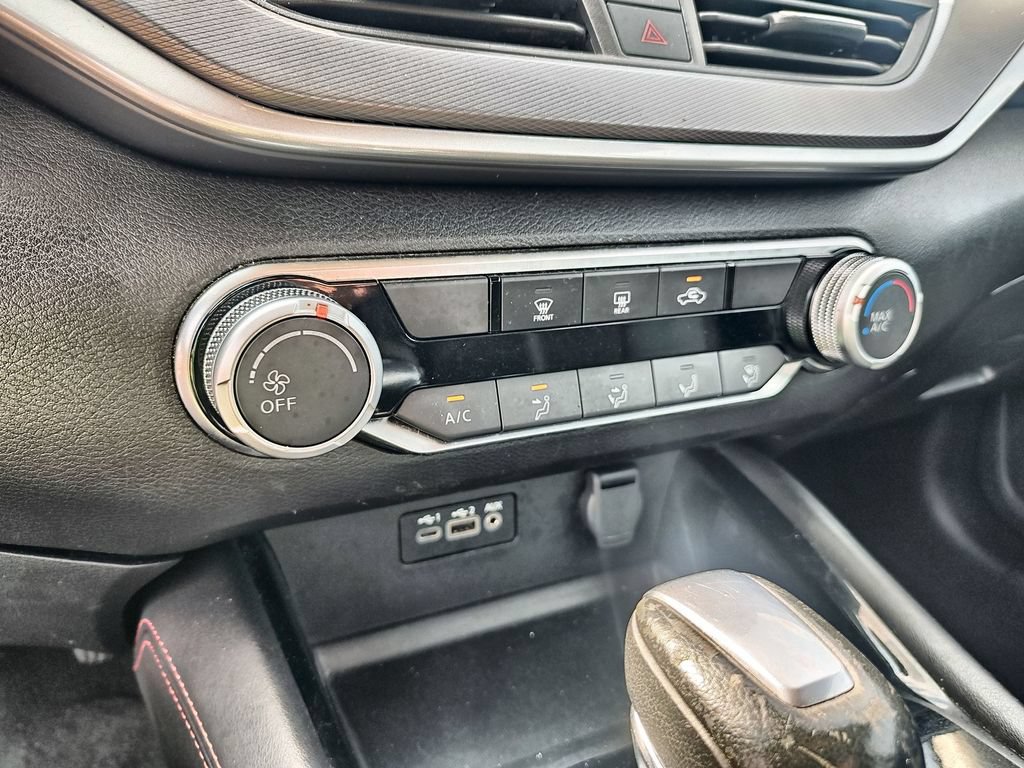Used 2024 Nissan Altima 2.5 SR FWD image 18