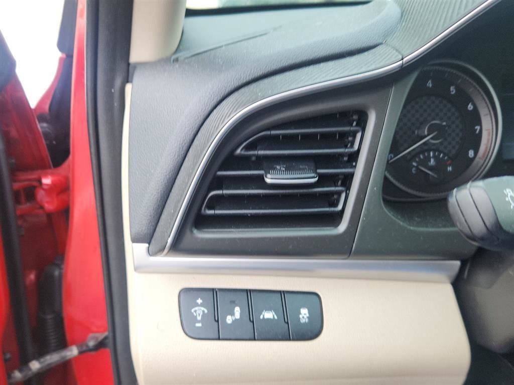 Used 2020 Hyundai Elantra SEL w/ Cargo Package (C1) image 13