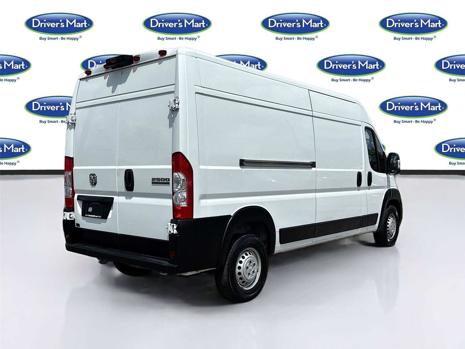 Used 2025 RAM ProMaster 2500 w/ Convenience Group FWD image 7