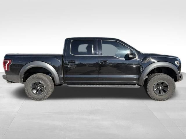 Used 2018 Ford F150 Raptor w/ Equipment Group 802A Luxury AWD/4WD image 24