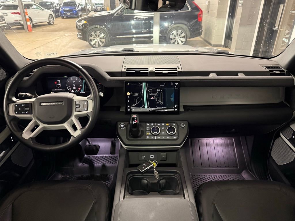 Used 2023 Land Rover Defender 130 SE AWD/4WD image 19