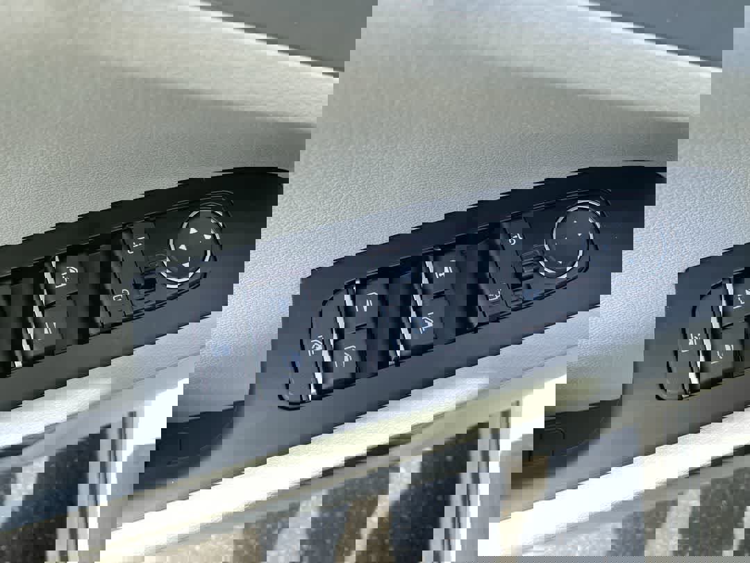 Used 2025 Kia Soul LX w/ LX Technology Package image 13