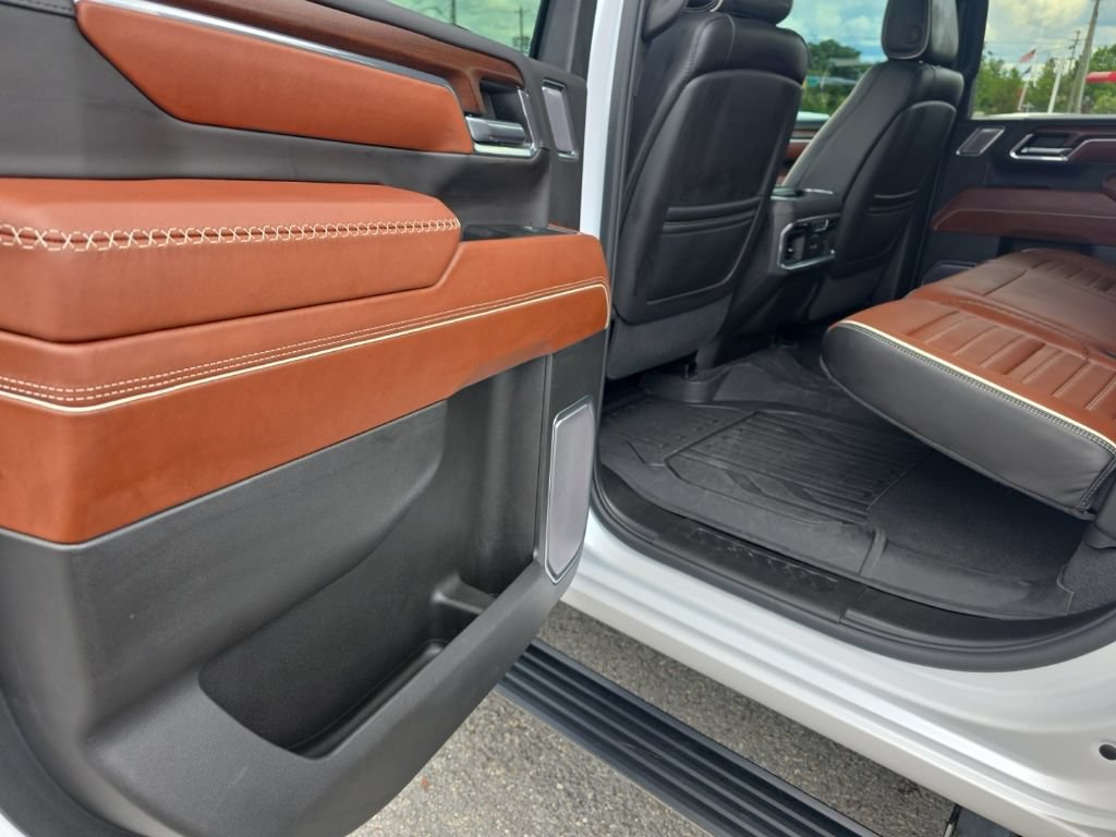 Used 2024 GMC Sierra 2500 Denali Ultimate AWD/4WD image 15