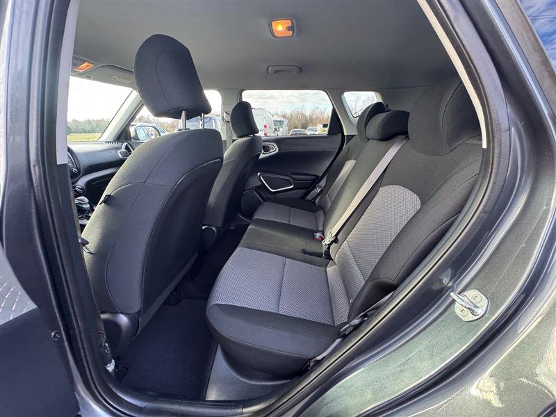 Used 2021 Kia Soul X-Line image 37