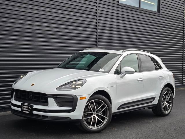 Used 2025 Porsche Macan video 1