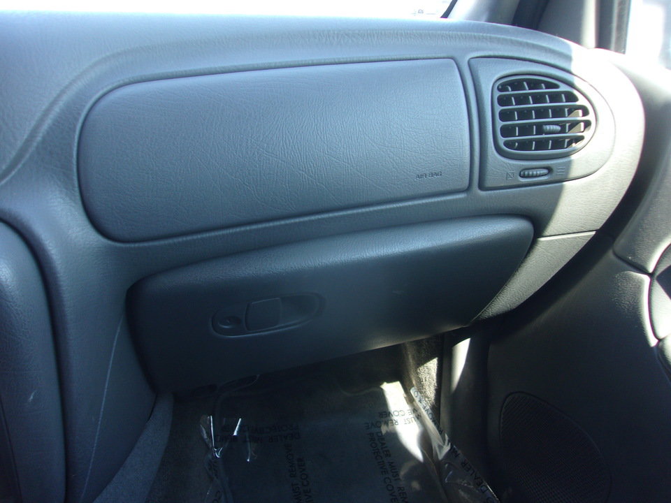 Used 2004 Chevrolet TrailBlazer LT AWD/4WD image 15