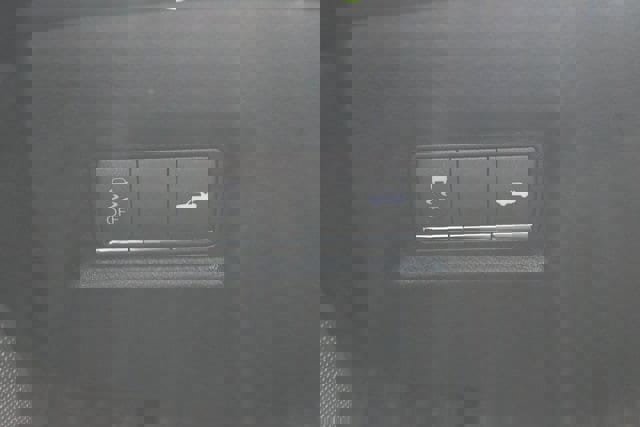 Used 2018 INFINITI Q60 3.0t Luxe image 37