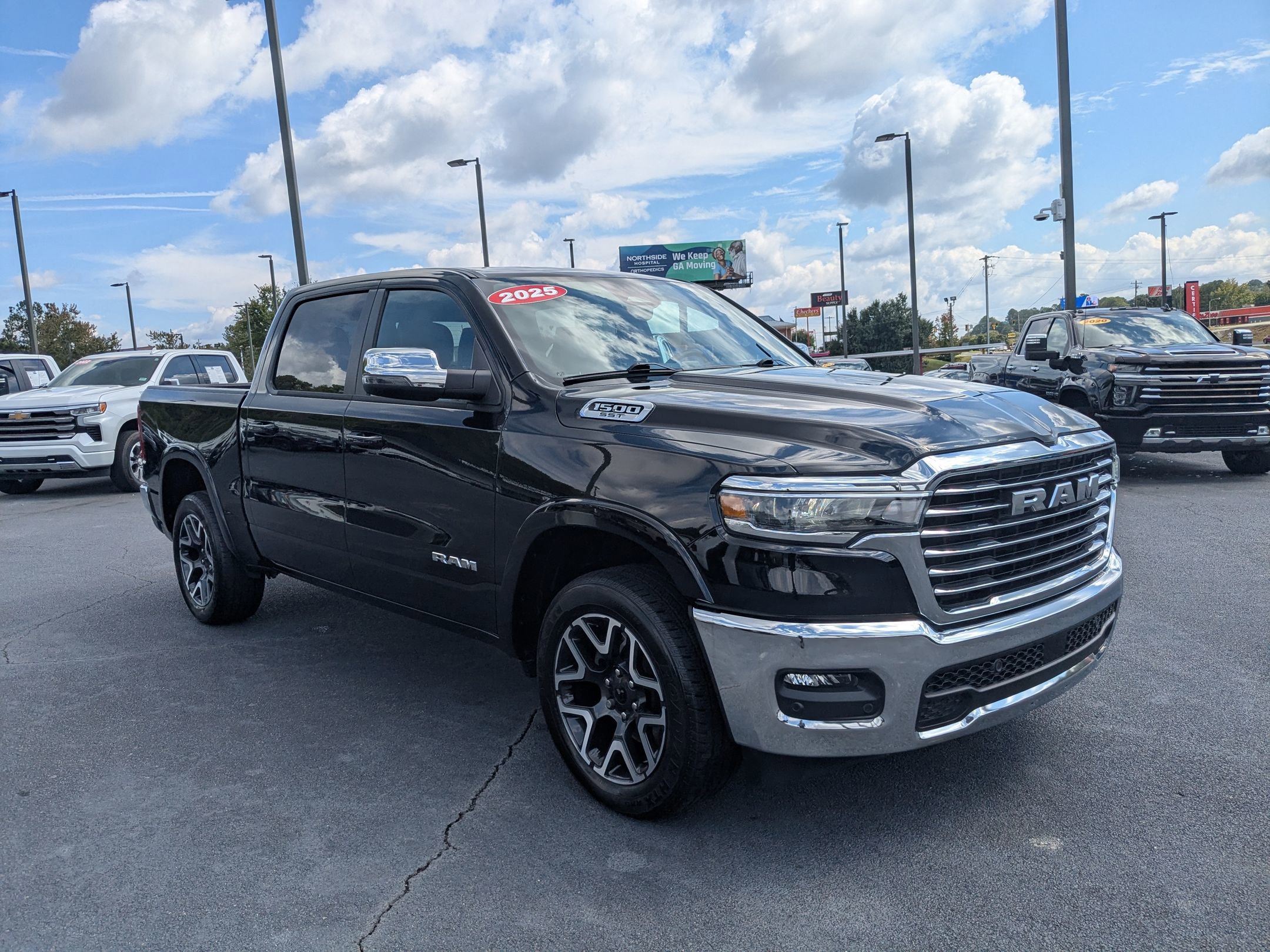 Used 2025 RAM 1500 Laramie image 3