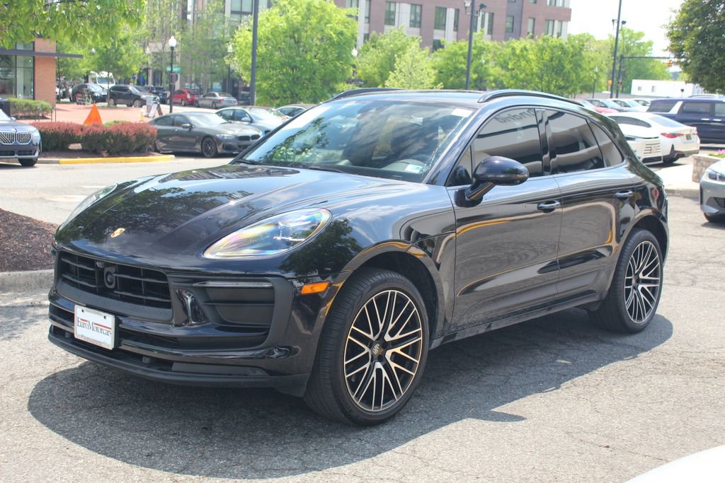 Used 2022 Porsche Macan AWD/4WD image 4