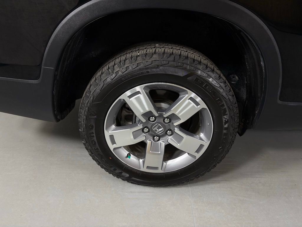 Used 2025 Honda Ridgeline RTL image 13