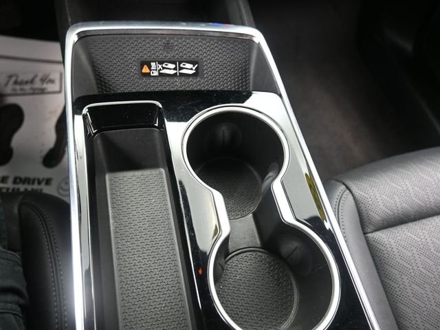 Used 2025 Chevrolet Equinox LT w/ Convenience Package II image 11